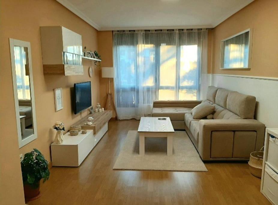 Apartamento El Horrin Colunga Ngoại thất bức ảnh